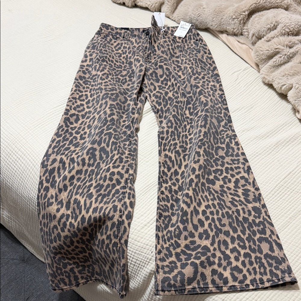 Good American Leopard Print Wide Leg Pants - Tan & Black - Picture 2 of 11